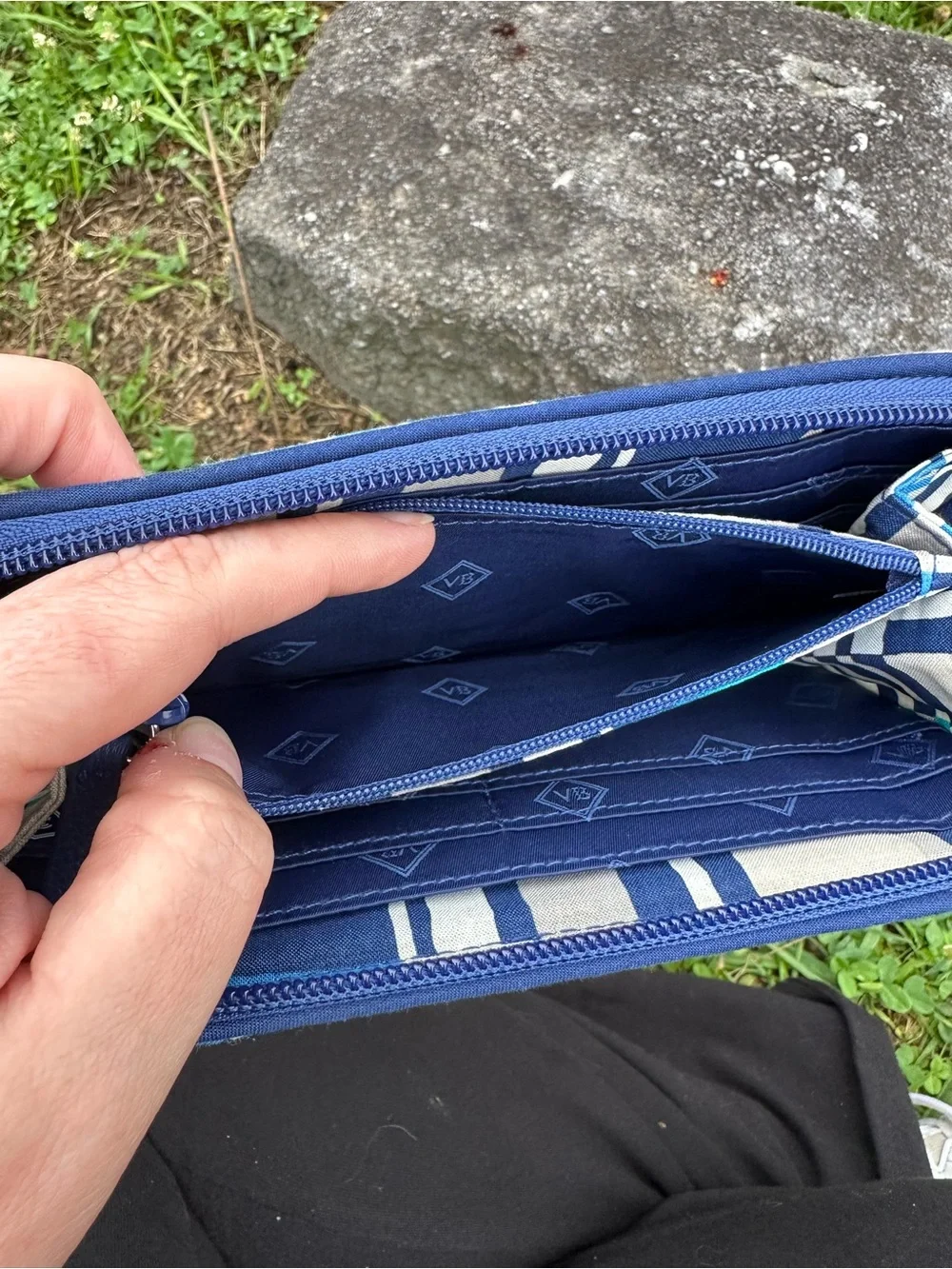 Vera Bradley Retired Santiago Wallet